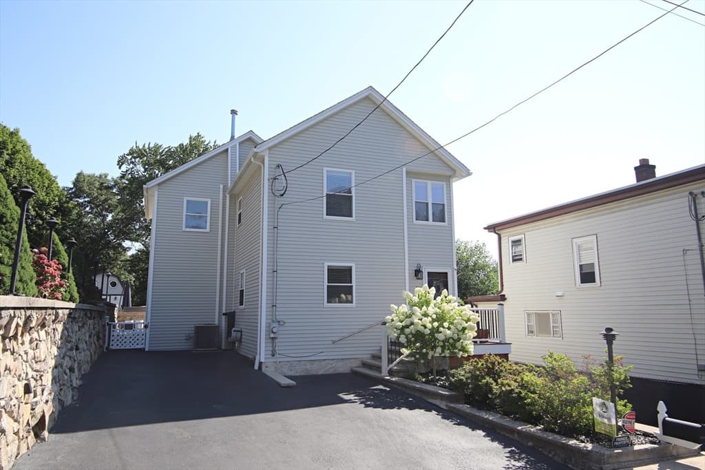27 Overlea Avenue, Saugus MA 01906