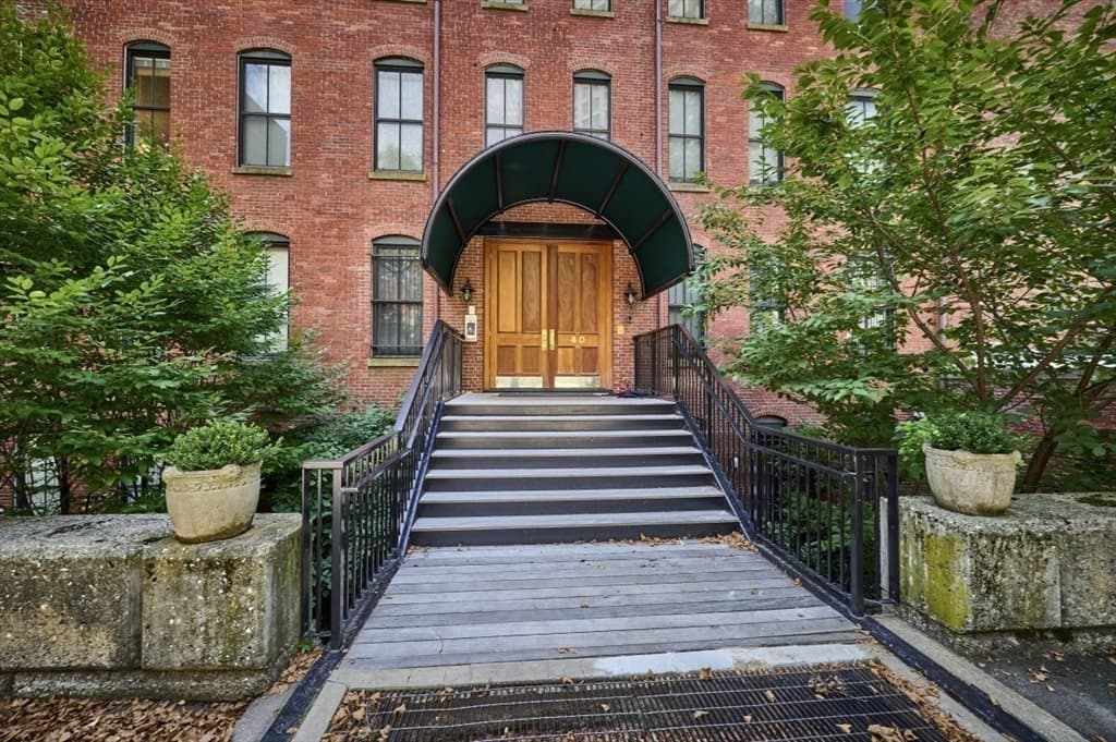 40 Isabella # 2E, Boston MA 02116 photo 18