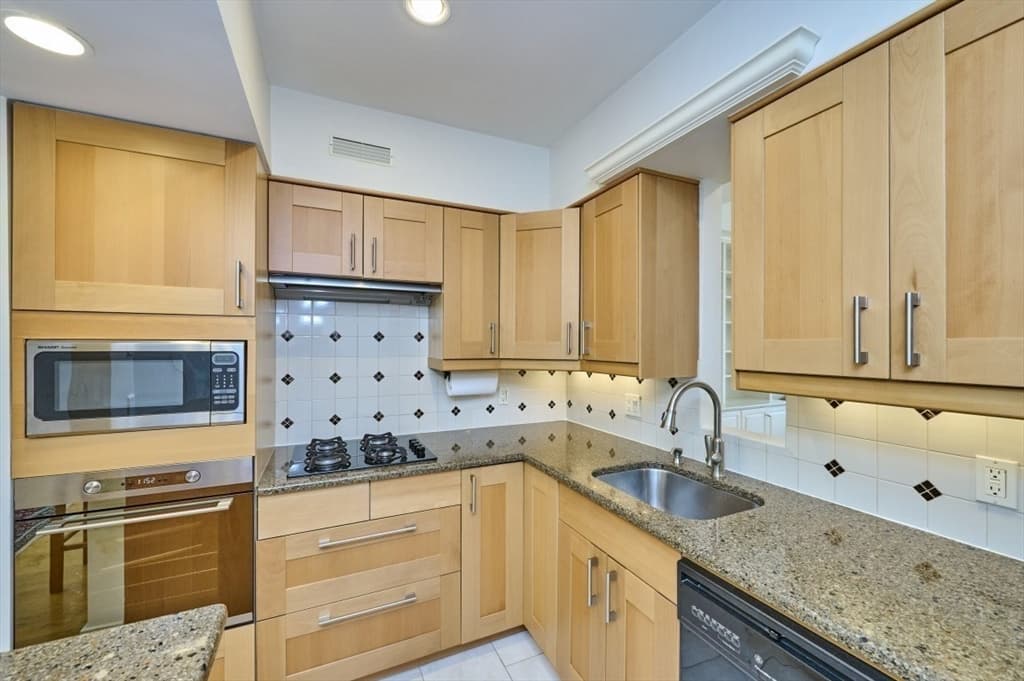 40 Isabella # 2E, Boston MA 02116 photo 19