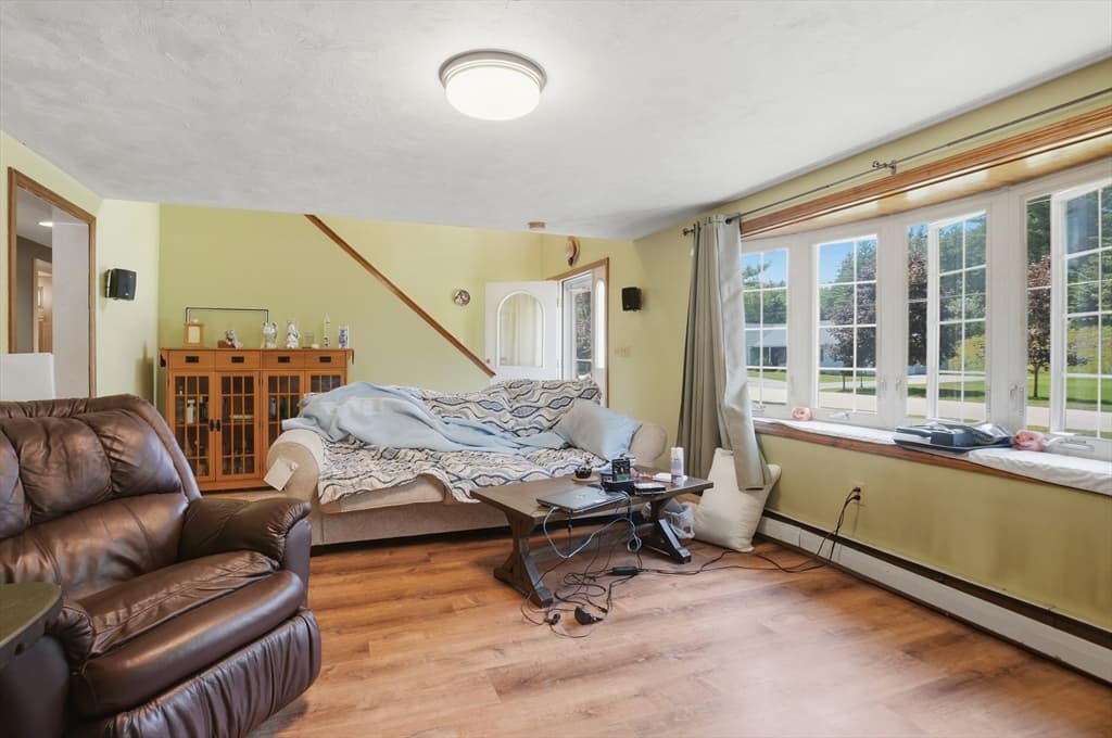 144 Airport Road, Gardner MA 01440 photo 10