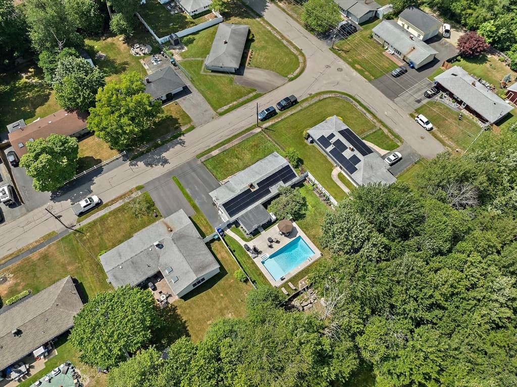 35 Arnold St, Holbrook MA 02343 photo 24
