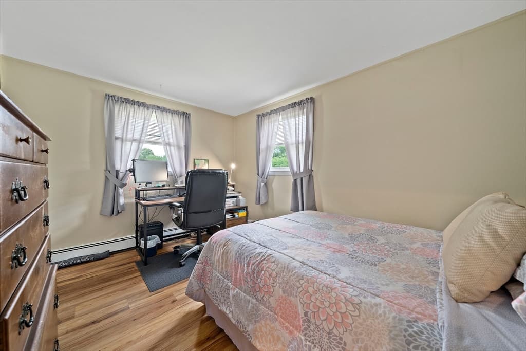 35 Arnold St, Holbrook MA 02343 photo 14