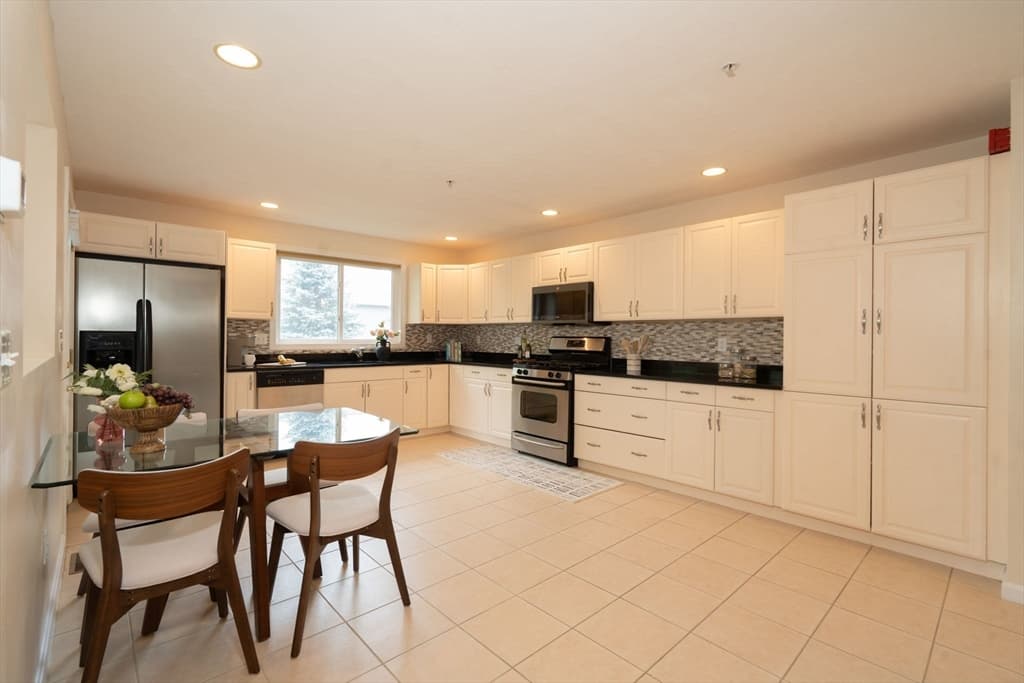 23 America Blvd # 23, Ashland MA 01721 photo 10