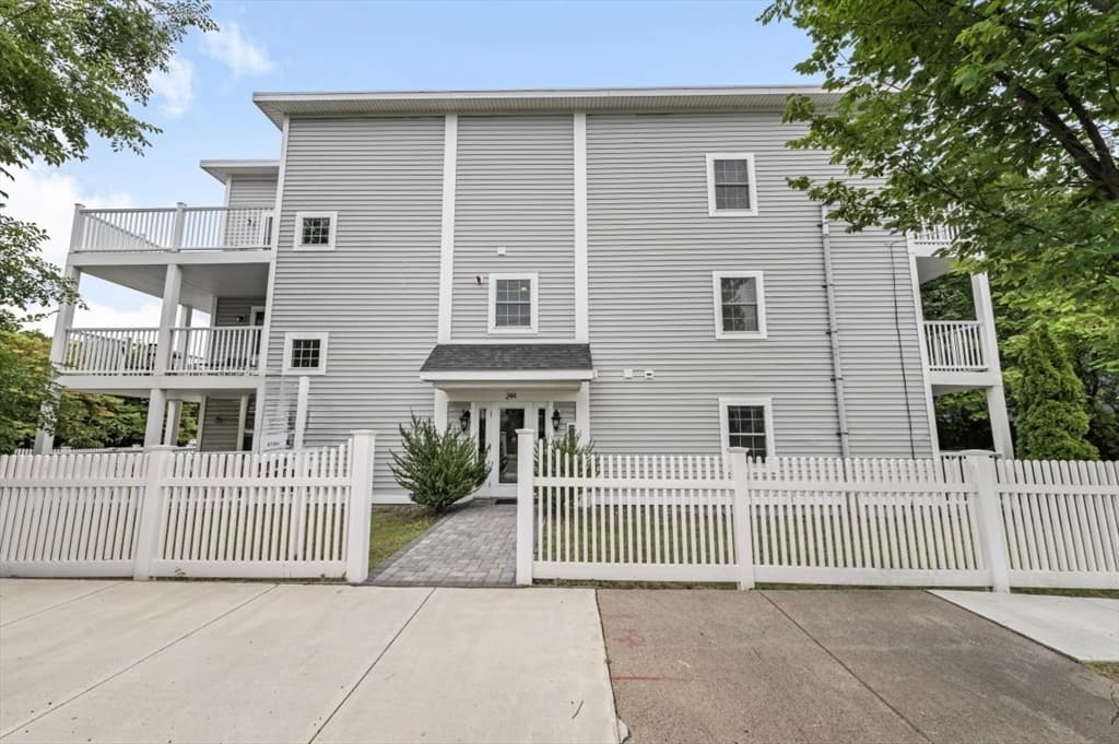 244 Main St # 1, Medford MA 02155 photo 22
