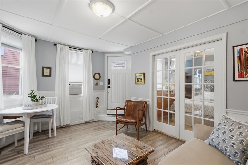 25 Elm Street # 1, Gloucester MA 01930 photo 6