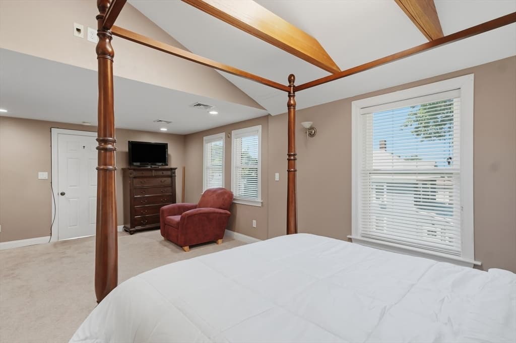 112 Stoughton St, Quincy MA 02169 photo 20