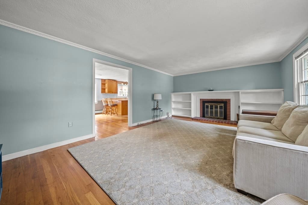 Single Family Residence at 30 Alan Rd, Hamilton MA 01982, Hamilton, photo 13 of 39