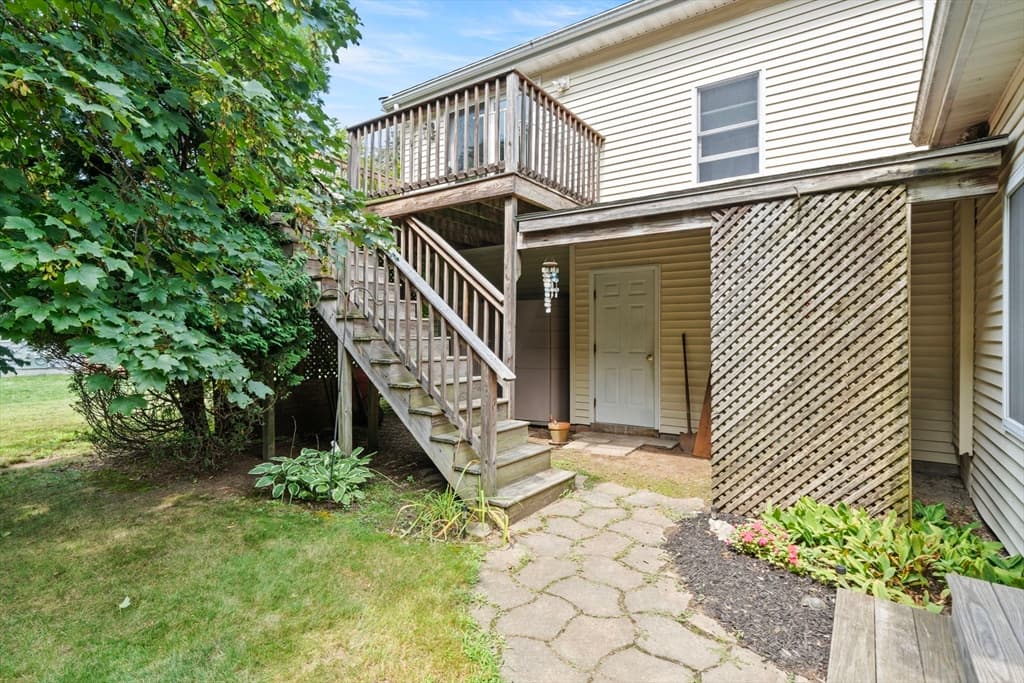 Single Family Residence at 30 Alan Rd, Hamilton MA 01982, Hamilton, photo 33 of 39
