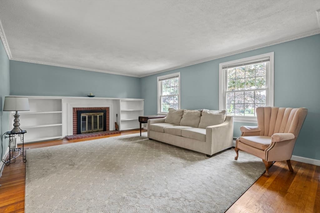 Single Family Residence at 30 Alan Rd, Hamilton MA 01982, Hamilton, photo 11 of 39