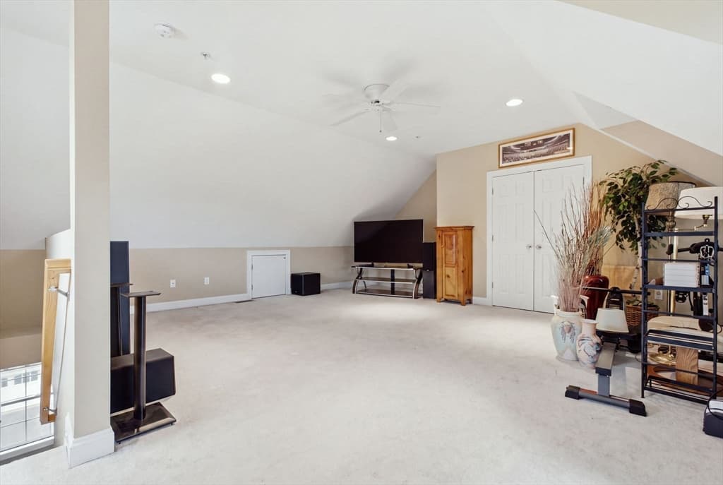 1975 Middlesex St # 19, Lowell MA 01851 photo 31