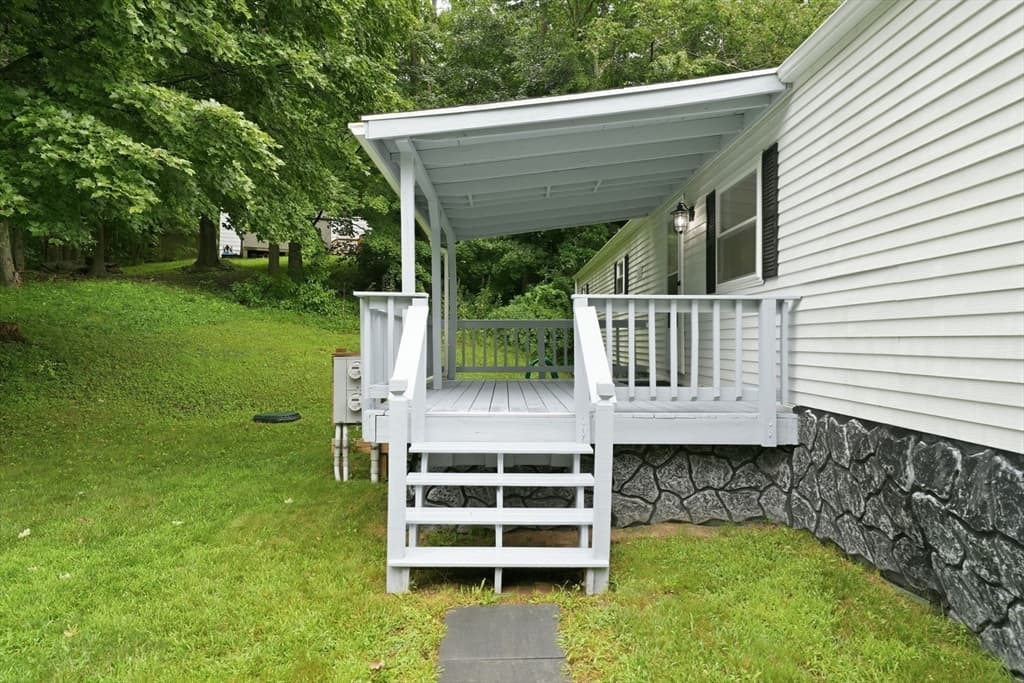 59 Willow Lane, Wales MA 01081 photo 27