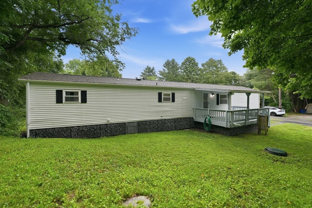 59 Willow Lane, Wales MA 01081 photo 35