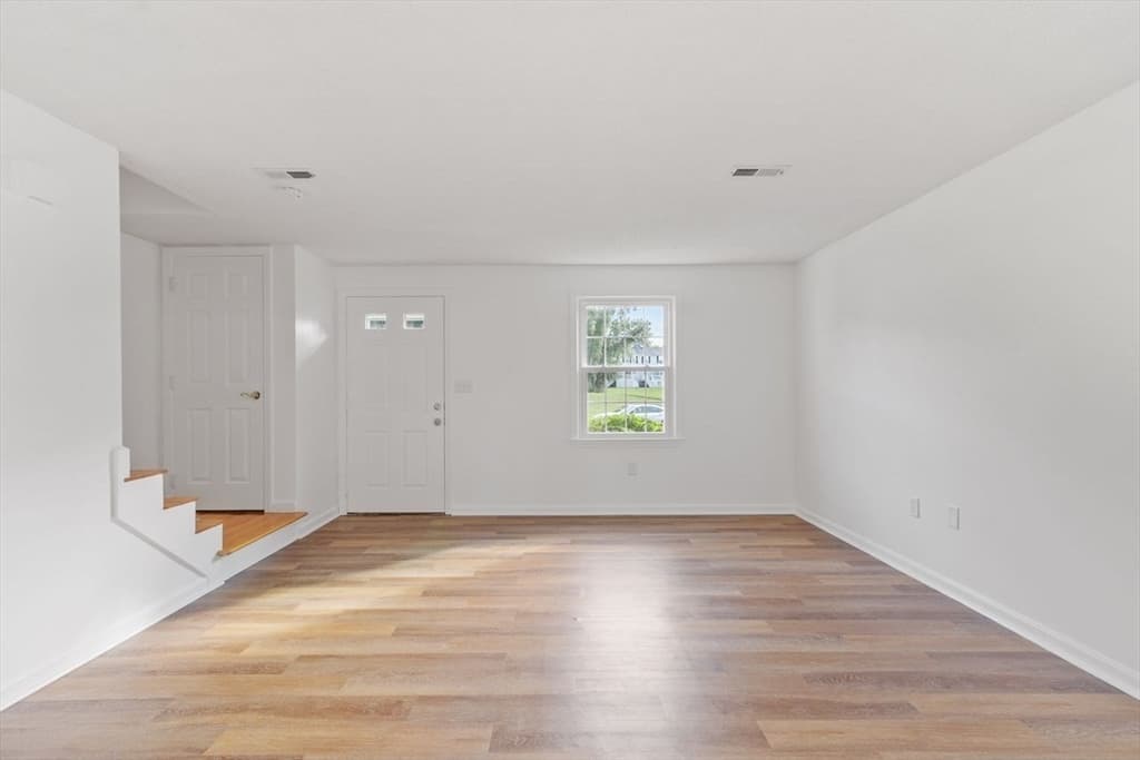 Condominium at 2701 Forest Park Drive # 2701, Auburn MA 01501, Auburn, photo 8 of 29