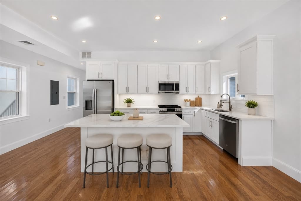 59 Larkin St # 1, Revere MA 02151 photo 2