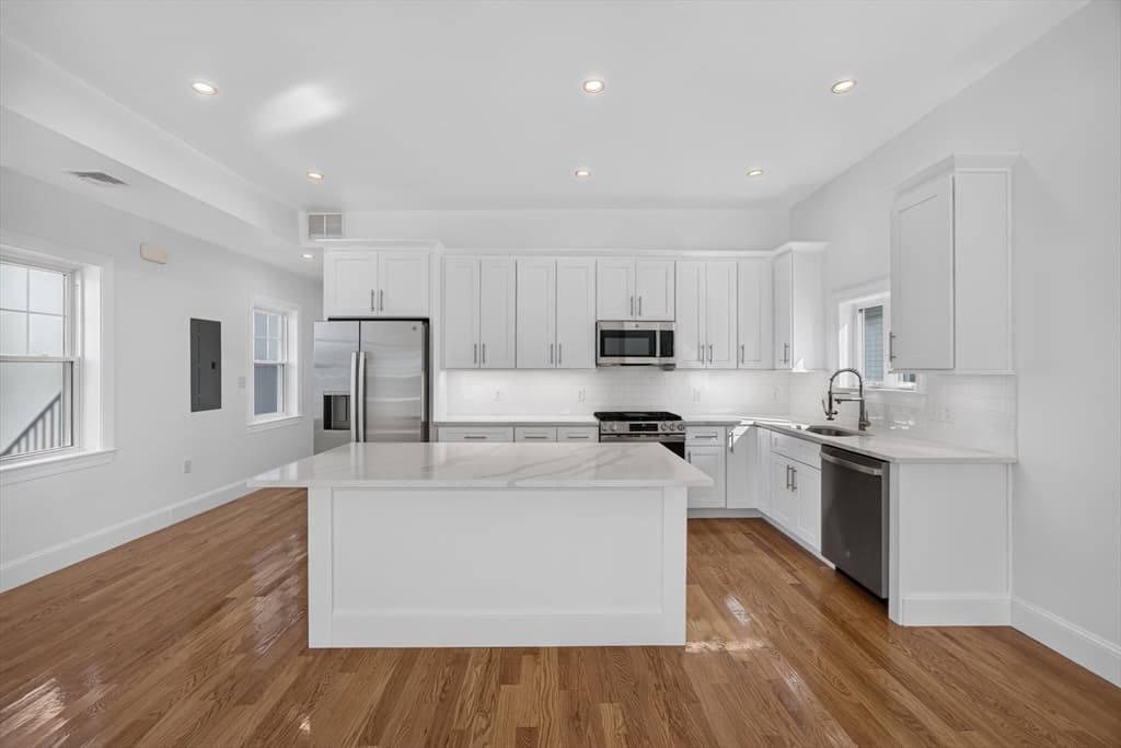 59 Larkin St # 1, Revere MA 02151 photo 3