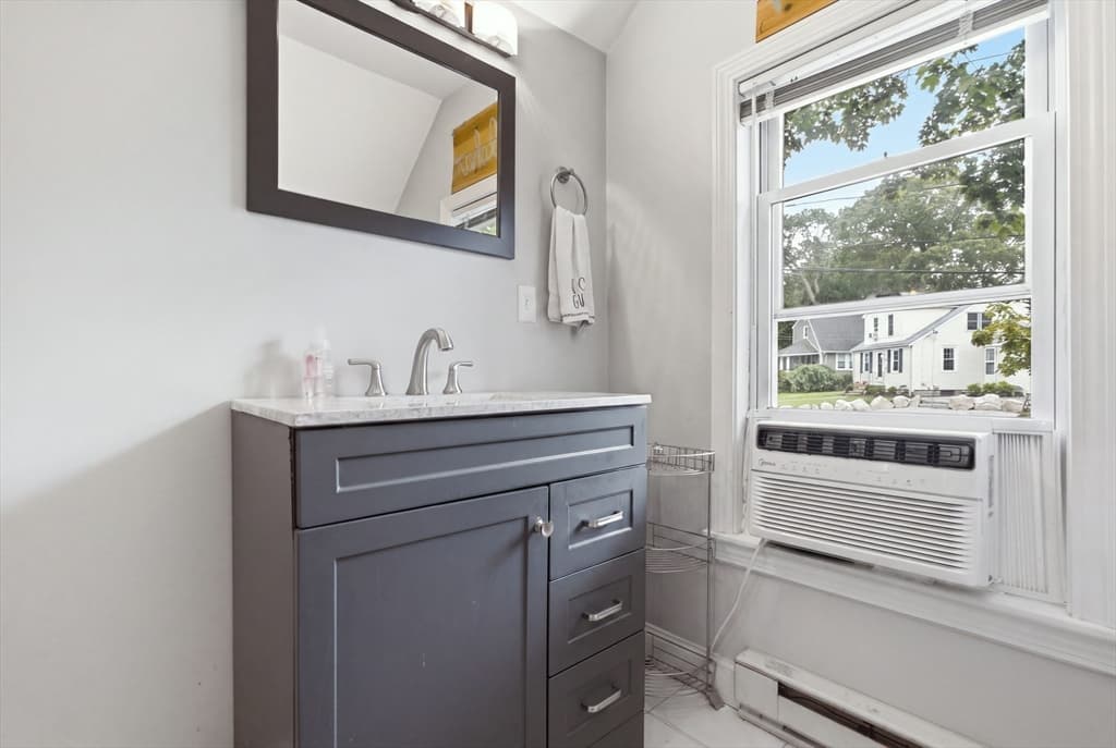114 Clinton Rd, Weymouth MA 02189 photo 24