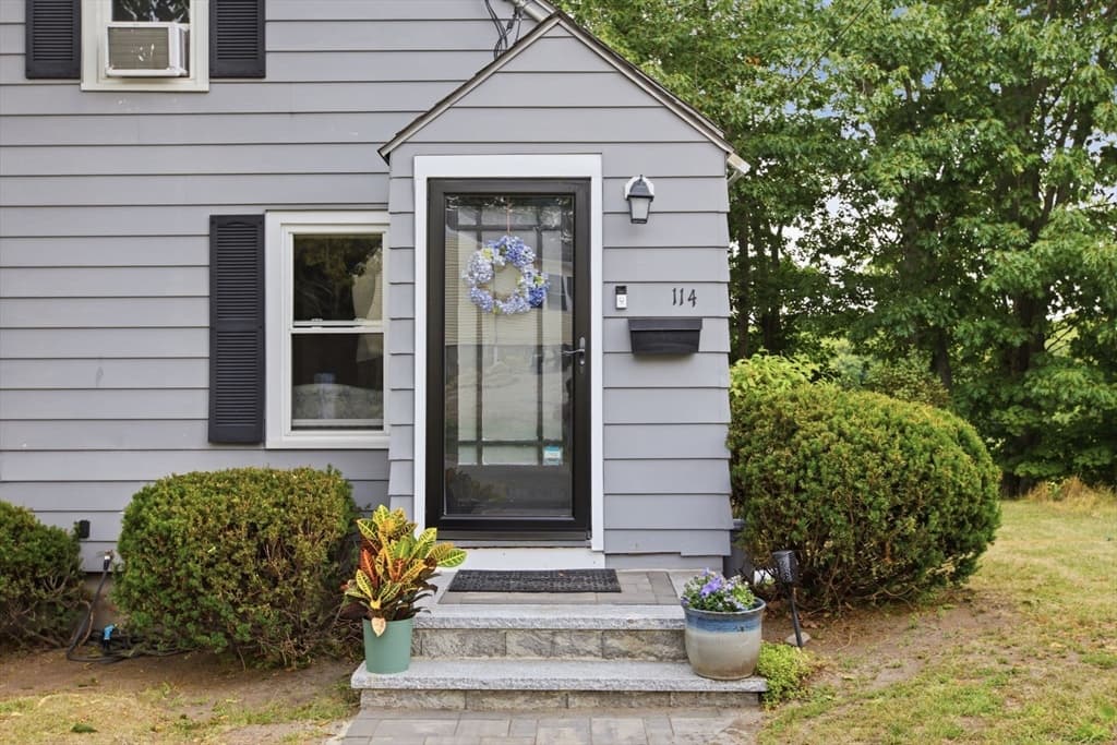 114 Clinton Rd, Weymouth MA 02189 photo 33