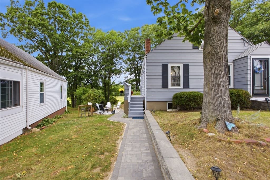 114 Clinton Rd, Weymouth MA 02189 photo 35
