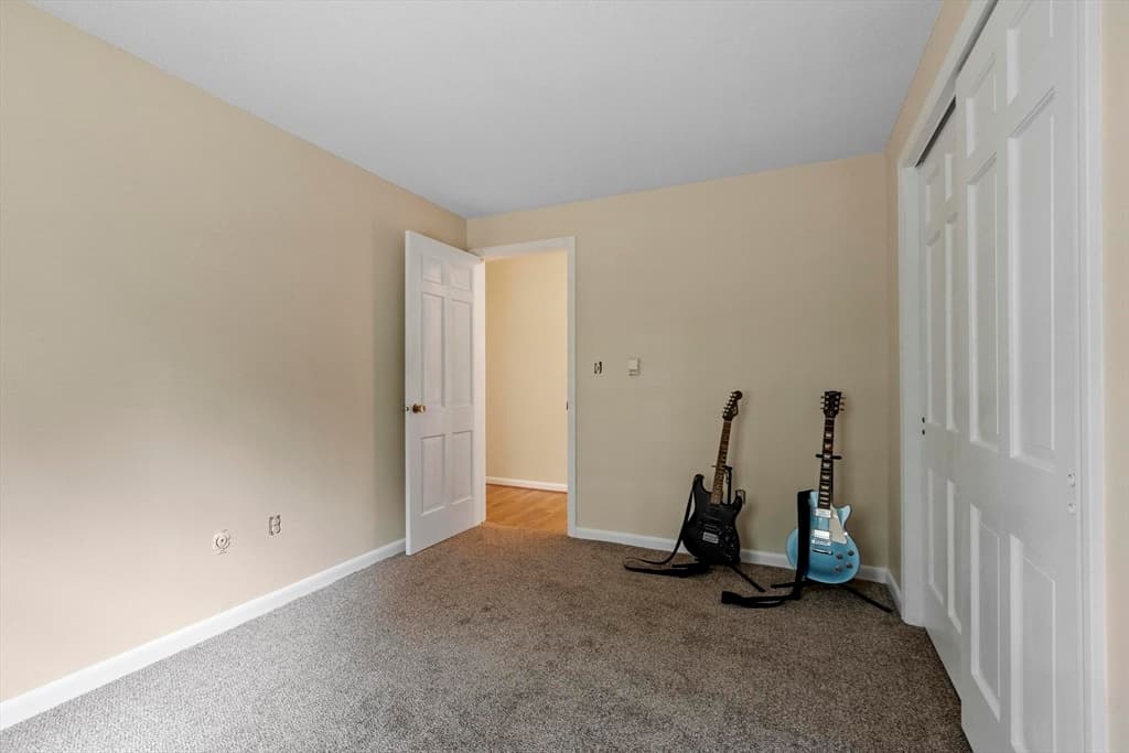 3816 Chestnut Hill Ave, Athol MA 01331 photo 18