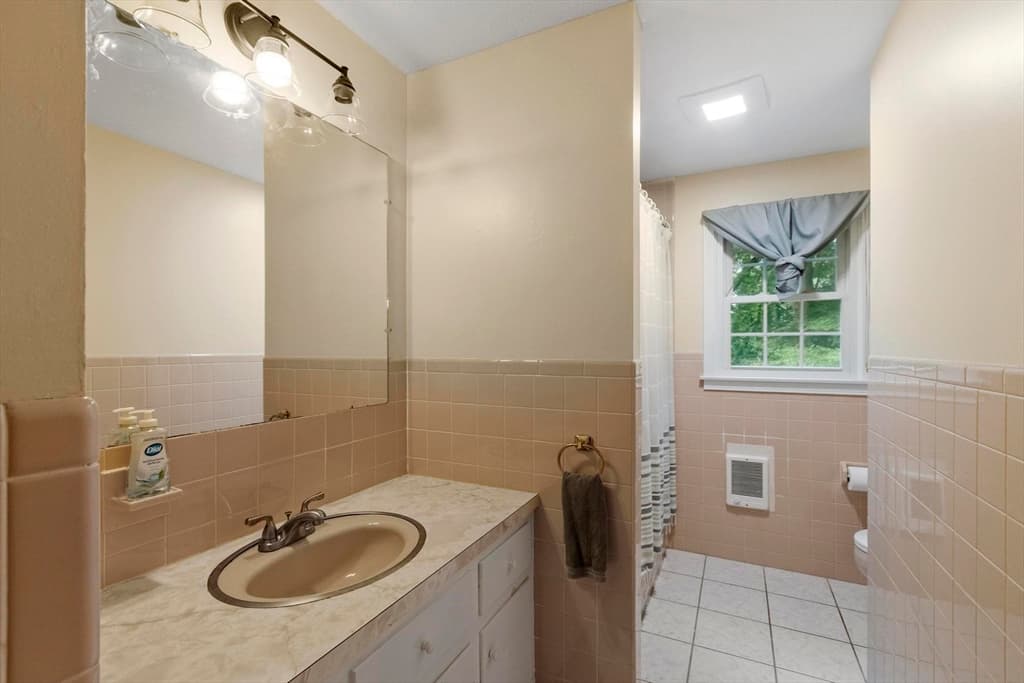 3816 Chestnut Hill Ave, Athol MA 01331 photo 19