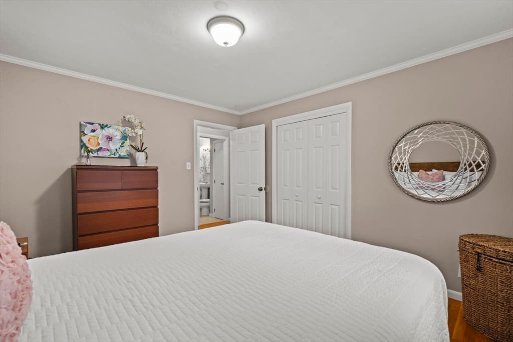 134 Marshall Ave, Lowell MA 01851 photo 16