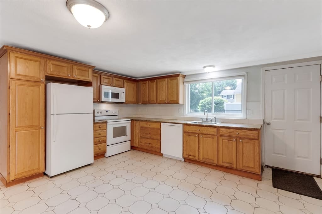 11 Main St, Wilmington MA 01887 photo 21