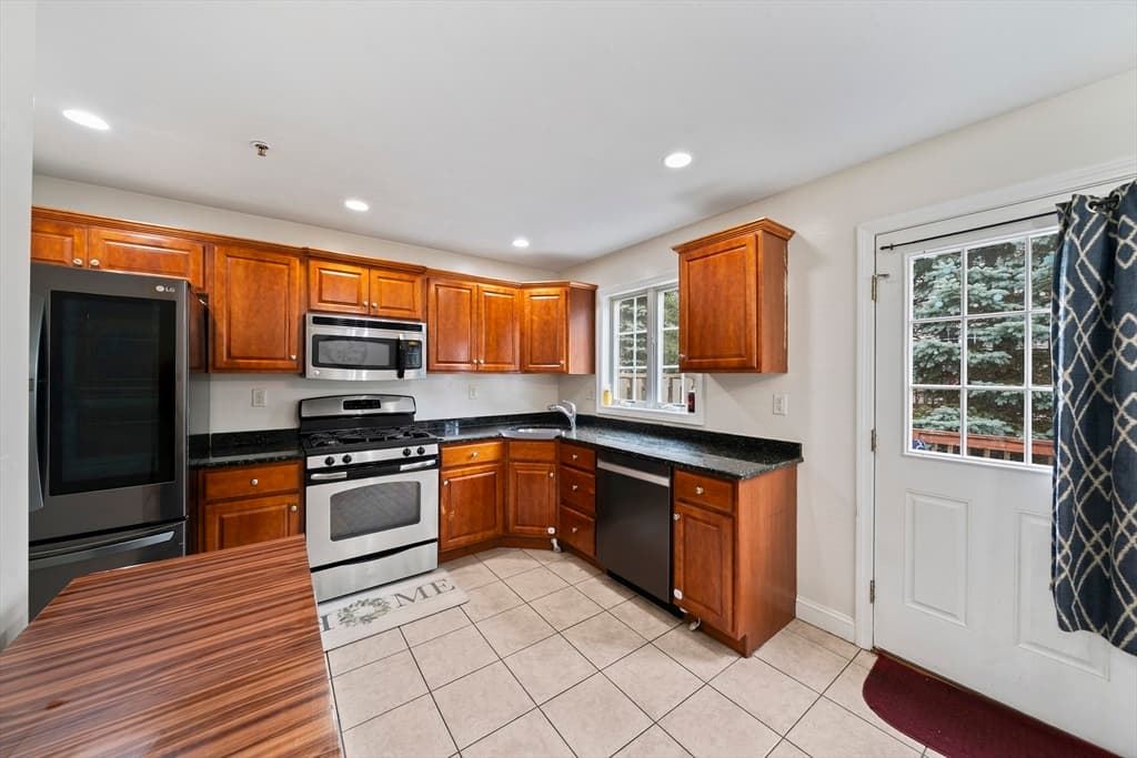 200 Justin Dr # 4, Weymouth MA 02188 photo 7