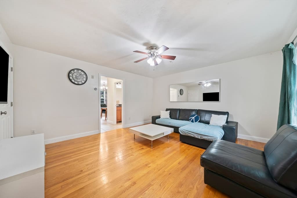 200 Justin Dr # 4, Weymouth MA 02188 photo 3
