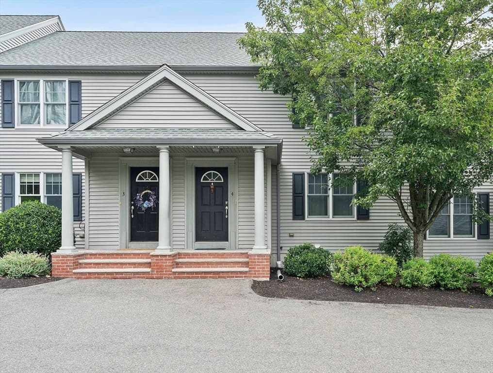200 Justin Dr # 4, Weymouth MA 02188