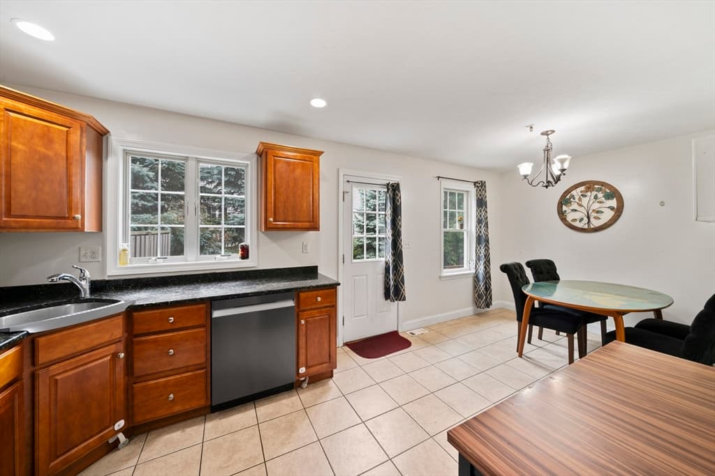 200 Justin Dr # 4, Weymouth MA 02188 photo 10