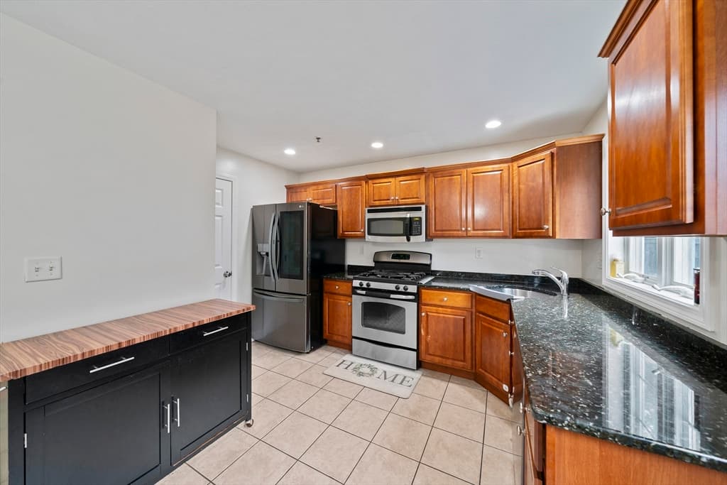 200 Justin Dr # 4, Weymouth MA 02188 photo 8