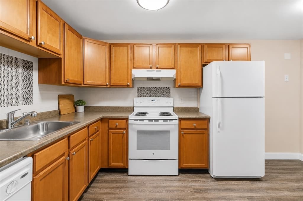1261 Church St., # 37, New Bedford MA 02745 photo 6