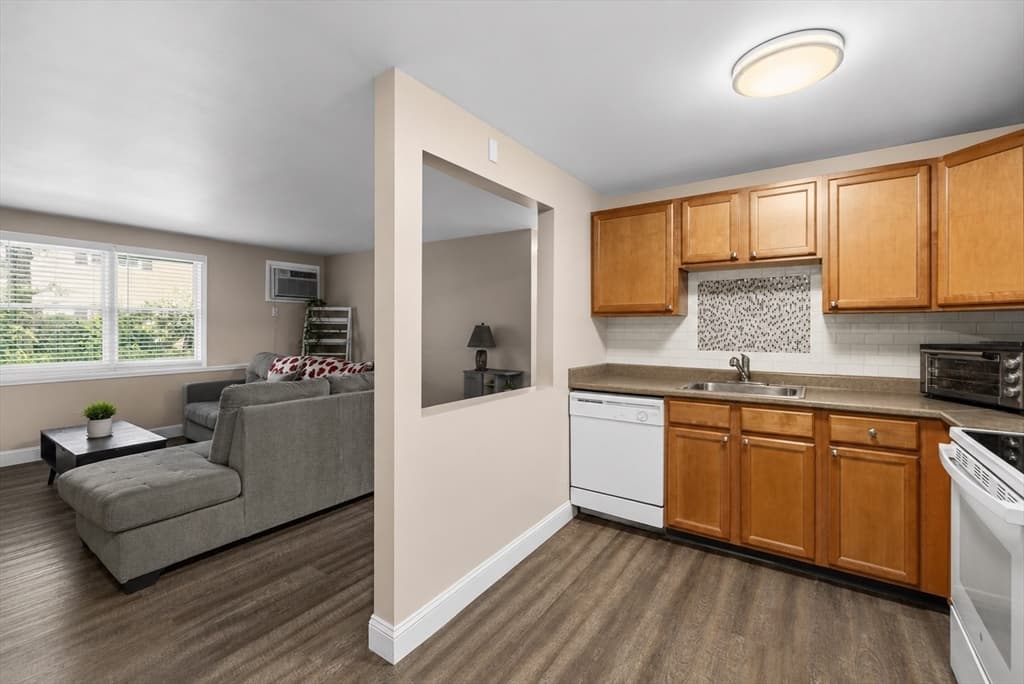 1261 Church St., # 37, New Bedford MA 02745 photo 8