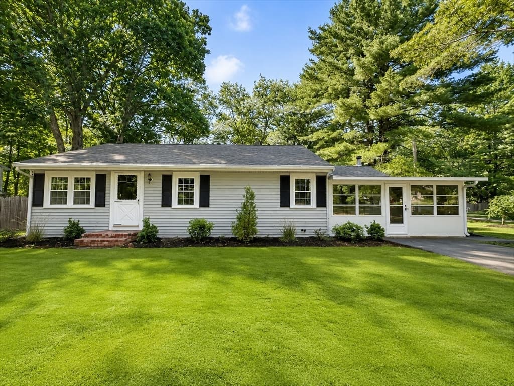 47 Starr Rd, Bridgewater MA 02324