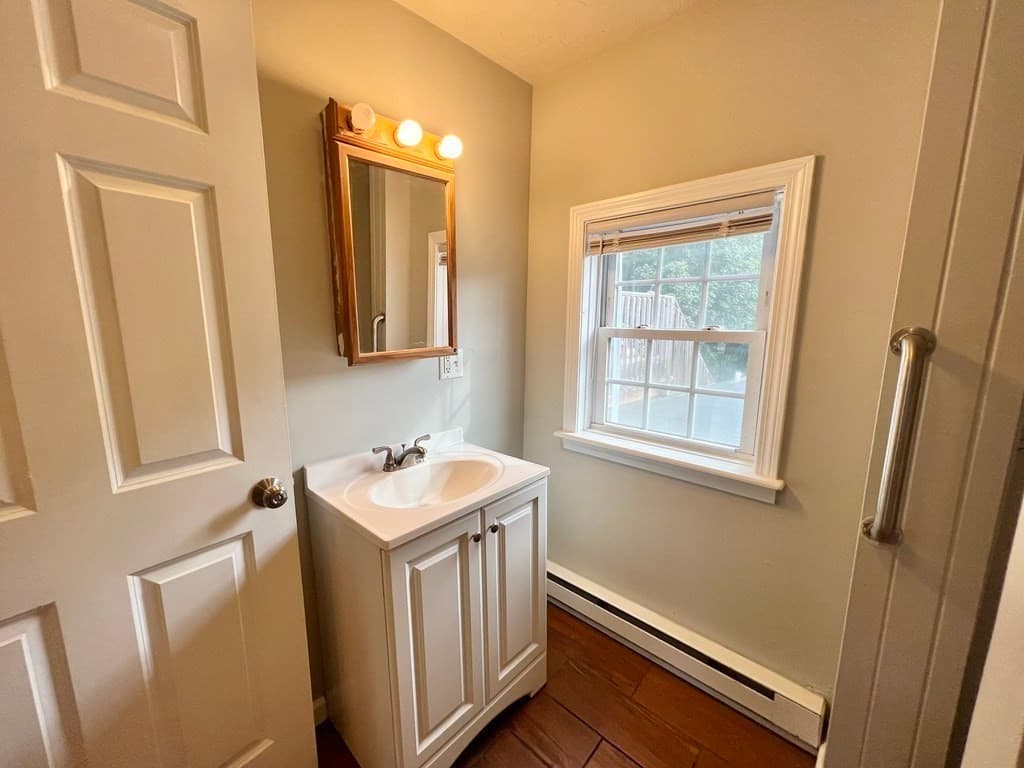 617 Main St, Leominster MA 01453 photo 16