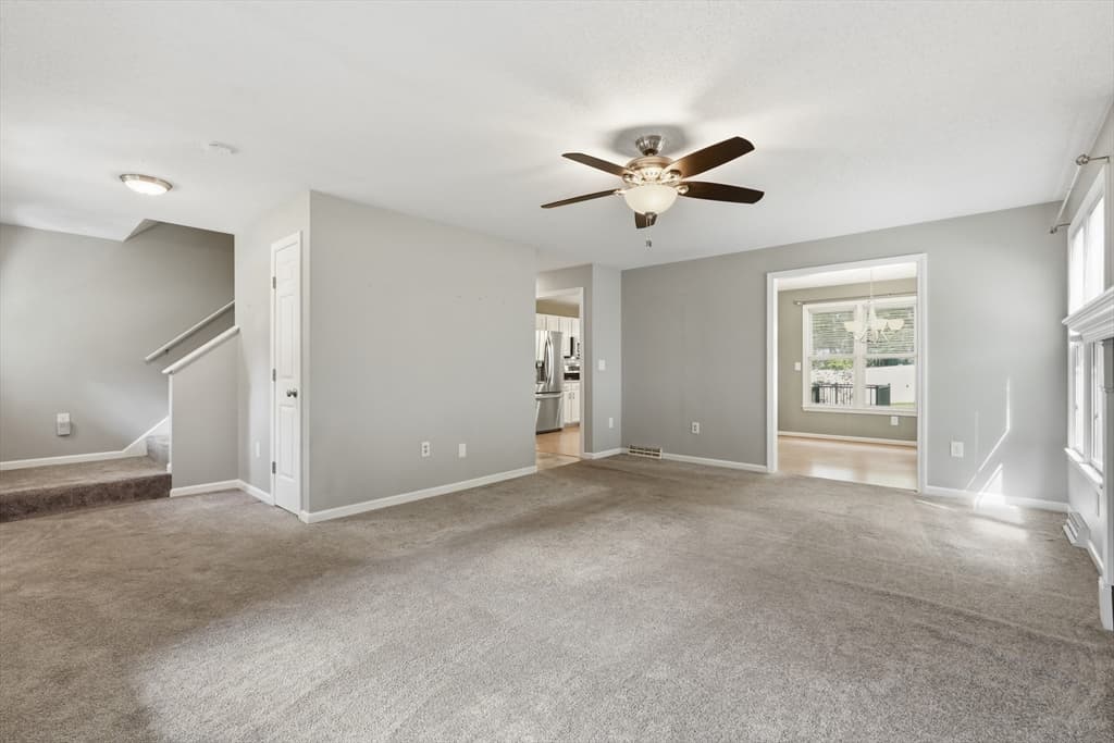 27 Judy Ln, East Longmeadow MA 01028 photo 6