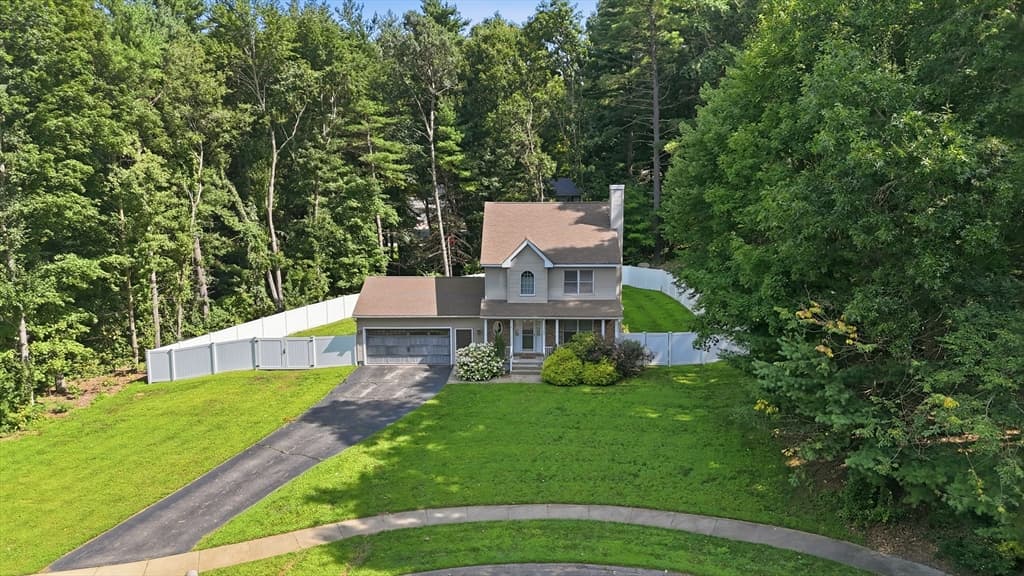 27 Judy Ln, East Longmeadow MA 01028