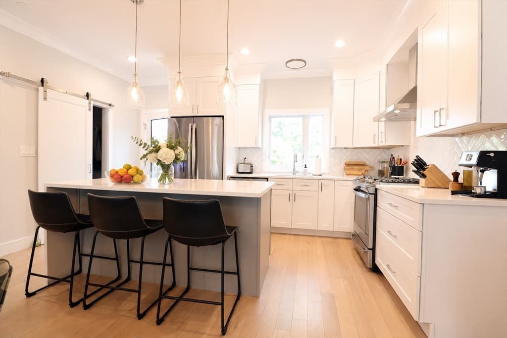 118 Eaton St. # 11, Reading MA 01867 photo 4