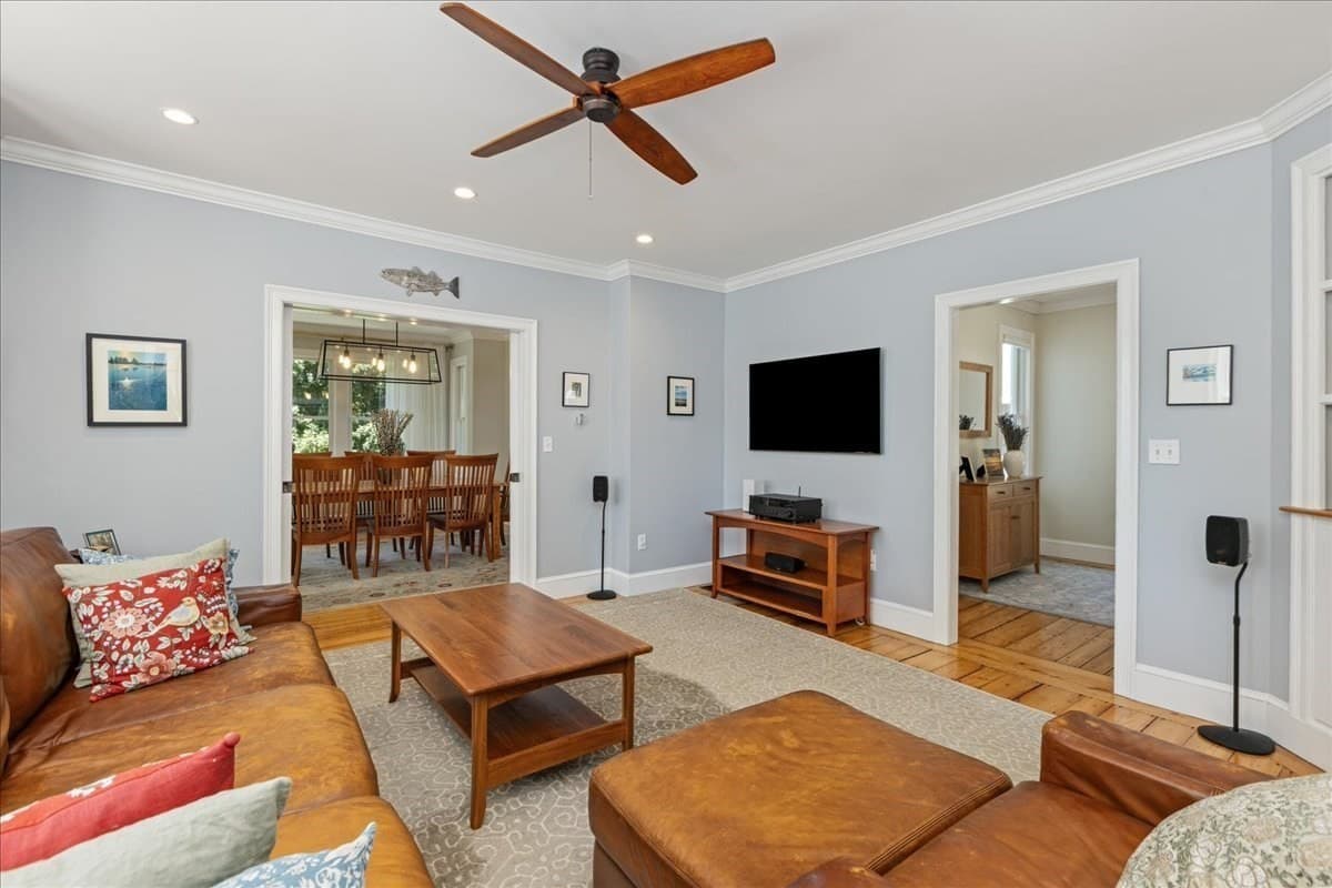 Single Family Residence at 104 High St, Topsfield MA 01983, Topsfield, photo 10 of 38