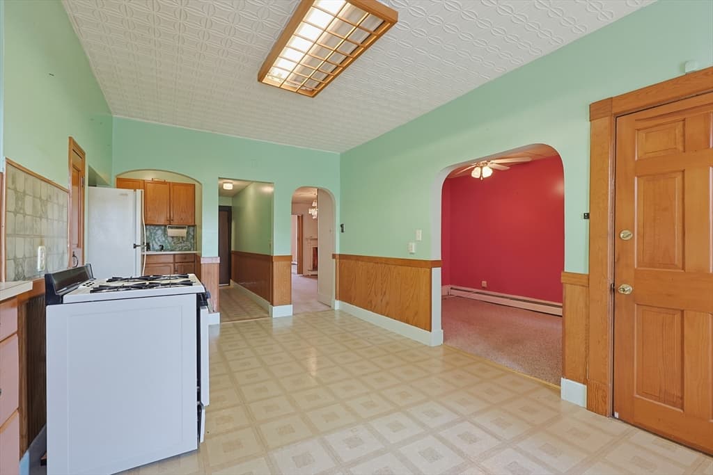 233 Saratoga Street, Boston MA 02128 photo 6