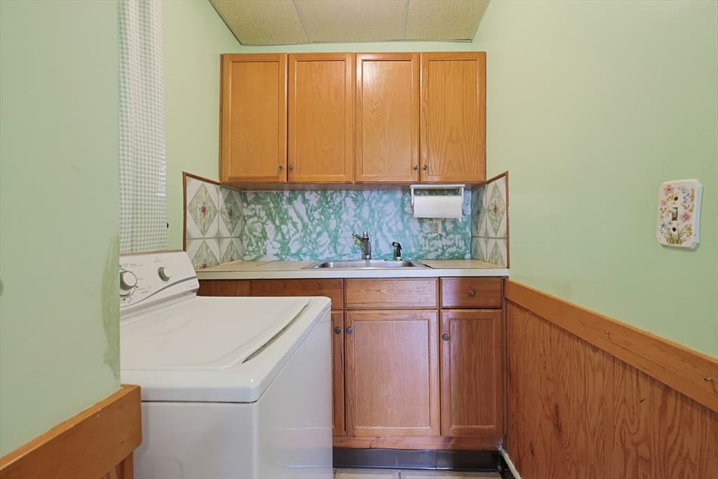 233 Saratoga Street, Boston MA 02128 photo 7