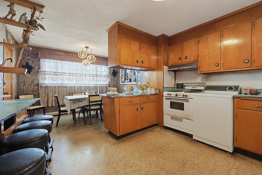 233 Saratoga Street, Boston MA 02128 photo 20