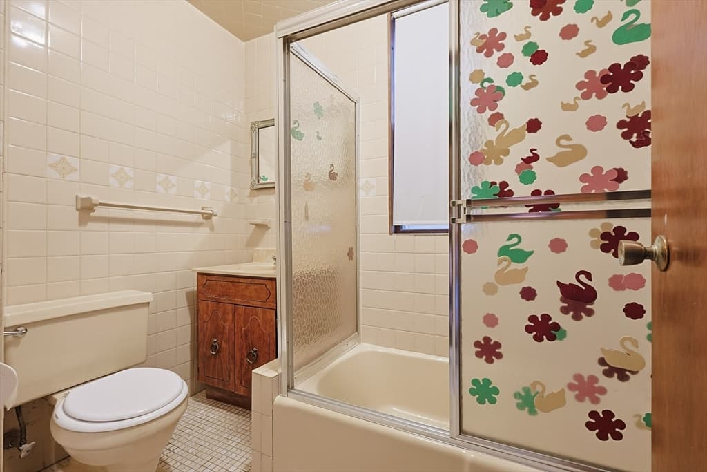 233 Saratoga Street, Boston MA 02128 photo 18