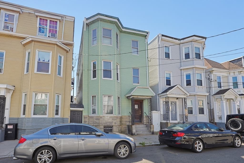 233 Saratoga Street, Boston MA 02128 photo 25