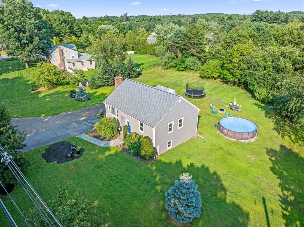 129 Forest St, Franklin MA 02038 photo 23