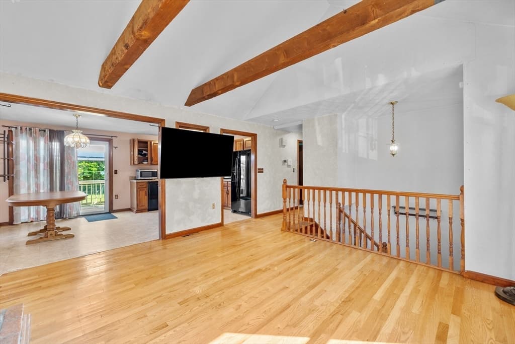 129 Forest St, Franklin MA 02038 photo 5