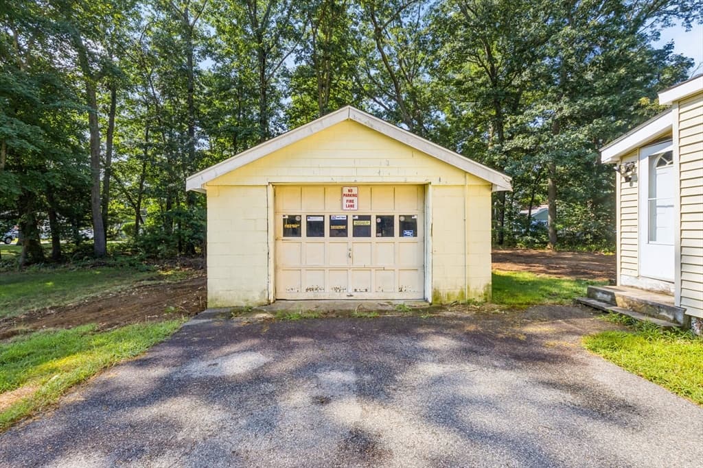 59 School St, Tewksbury MA 01876 photo 6