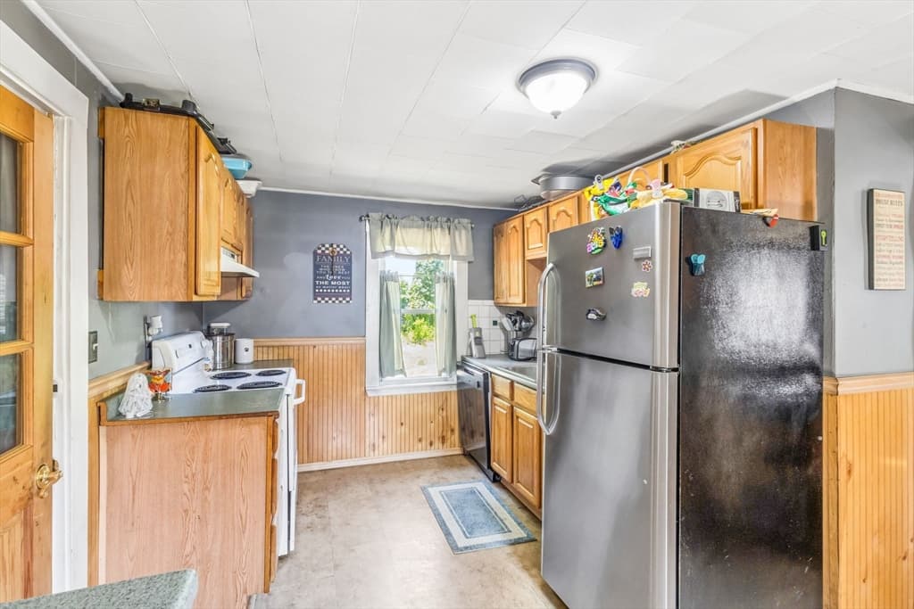 59 School St, Tewksbury MA 01876 photo 17