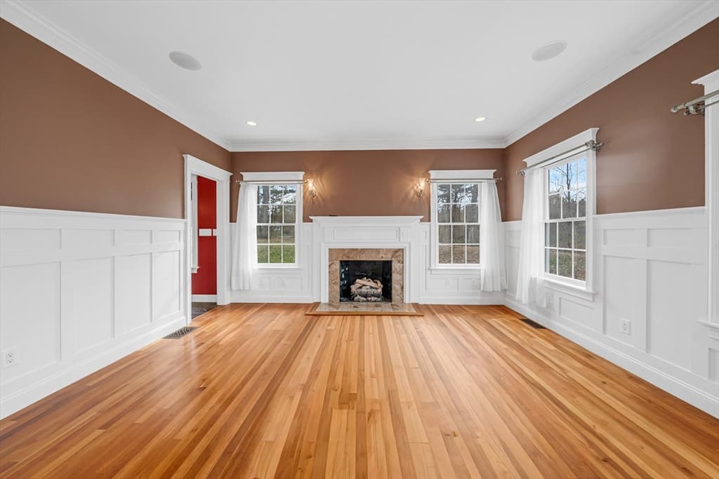 57 Shattuck St, Pepperell MA 01463 photo 3