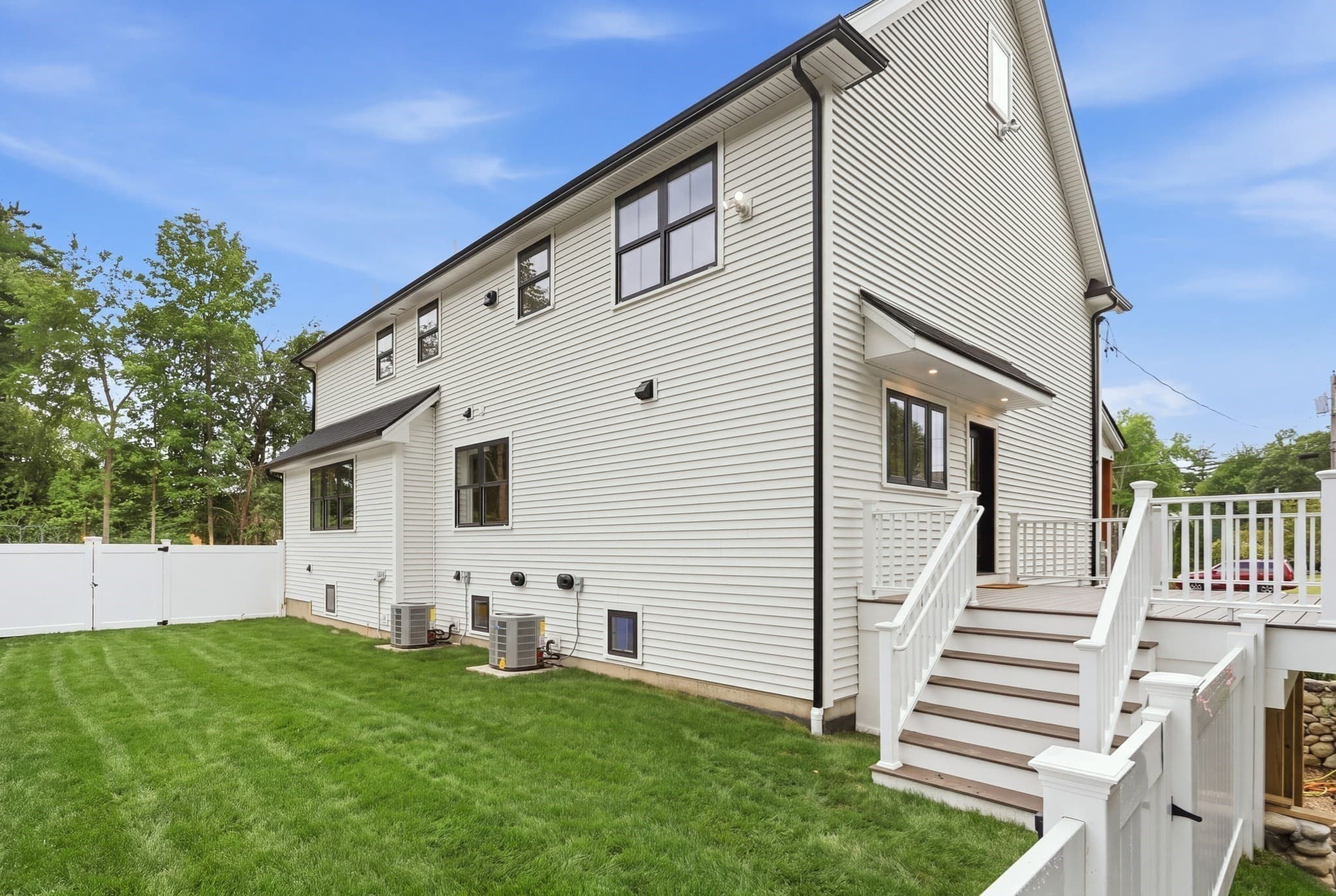 Single Family Residence at 158 Lake St, Wilmington MA 01887, Wilmington, photo 29 of 32